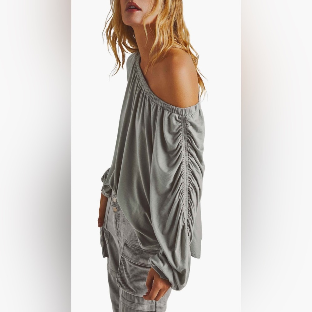 🛑SOLD🛑Free People Serenade One-Shoulder Long Sleeve T-Shirt/BLOUSE - Picture 3 of 12